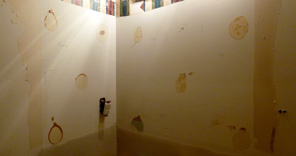 Removal of frameless mirror
