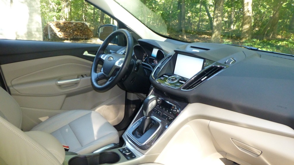 2013 Ford Escape SEL Front Seats