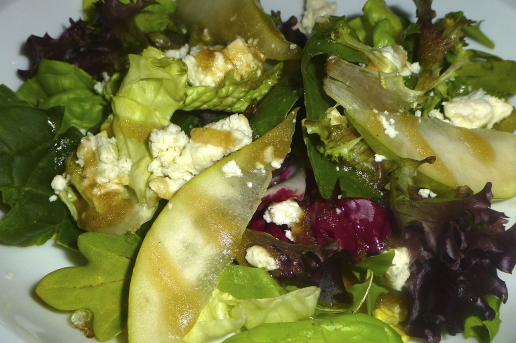 Field Greens, Anjou Pear and Blue Cheese Salad