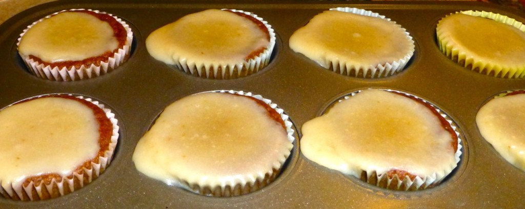 Paleo Pumpkin Gingerbread Cupcakes