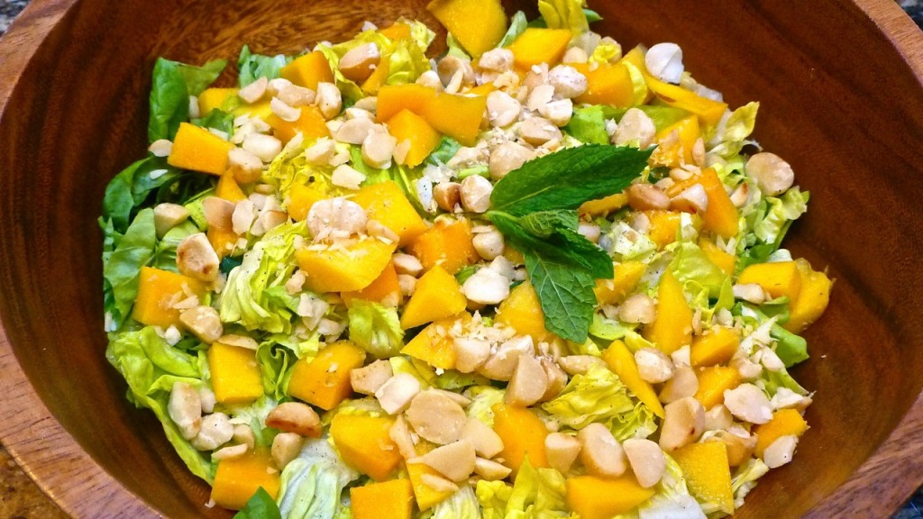 Mango Mint Salad