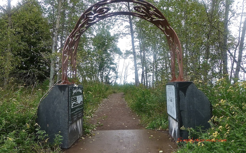 Two Harbors Trail to Shoreline