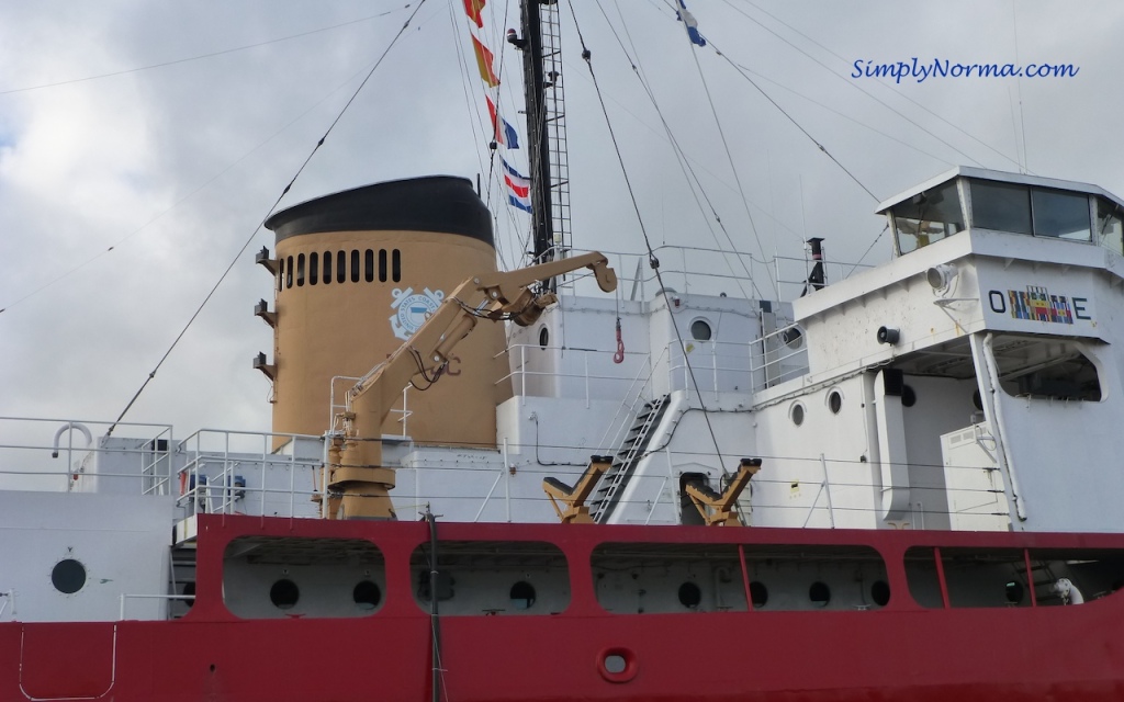 Icebreaker Mackinaw