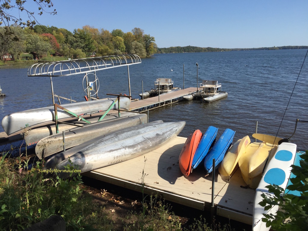 Canoes, Minnesota