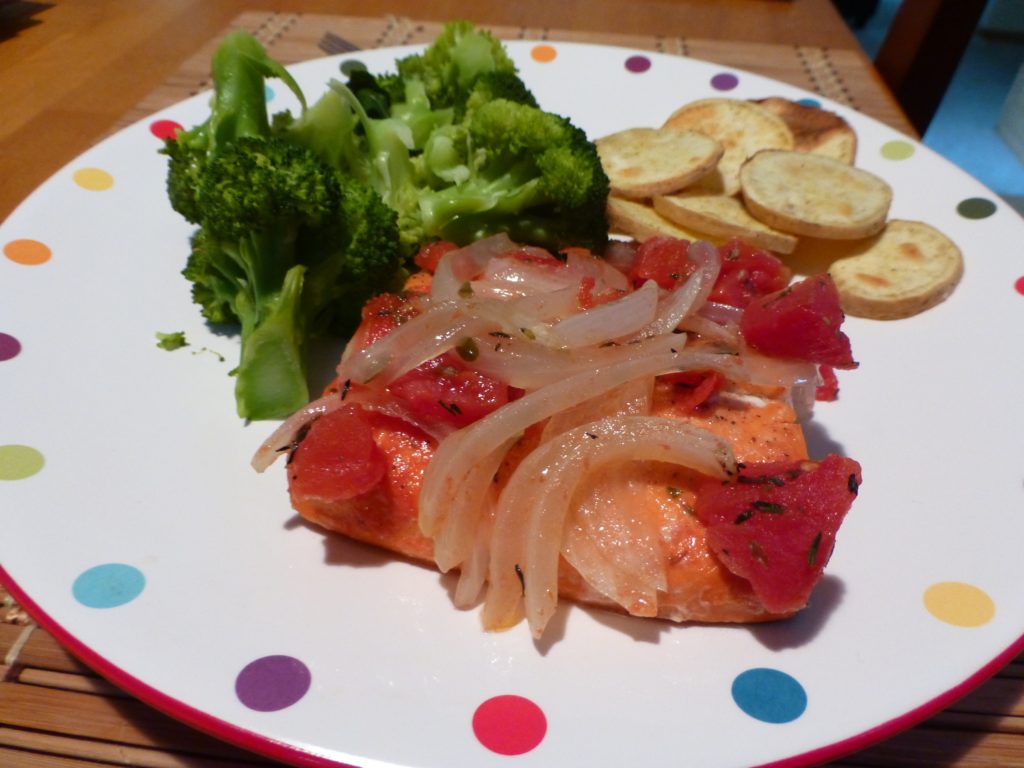 Paleo Baked Salmon With Tomatoes