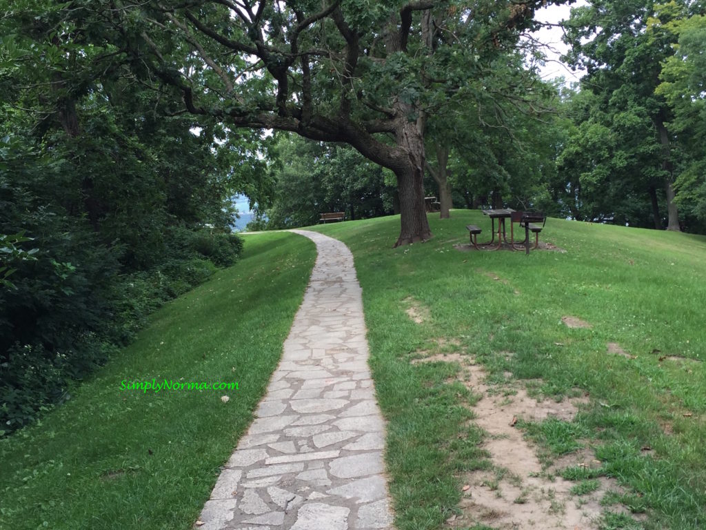 Road to Buena Vista Park, Alma, Wisconsin