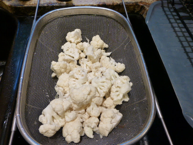 Cut and Clean Cauliflower